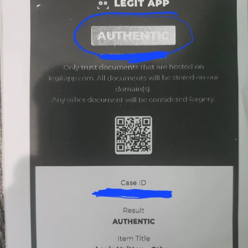 Full inclusion❤️🍀LV Limited Edition Yayoi Kusama Infinity Dot Vernis Zip -EUC- - Picture 7 of 11